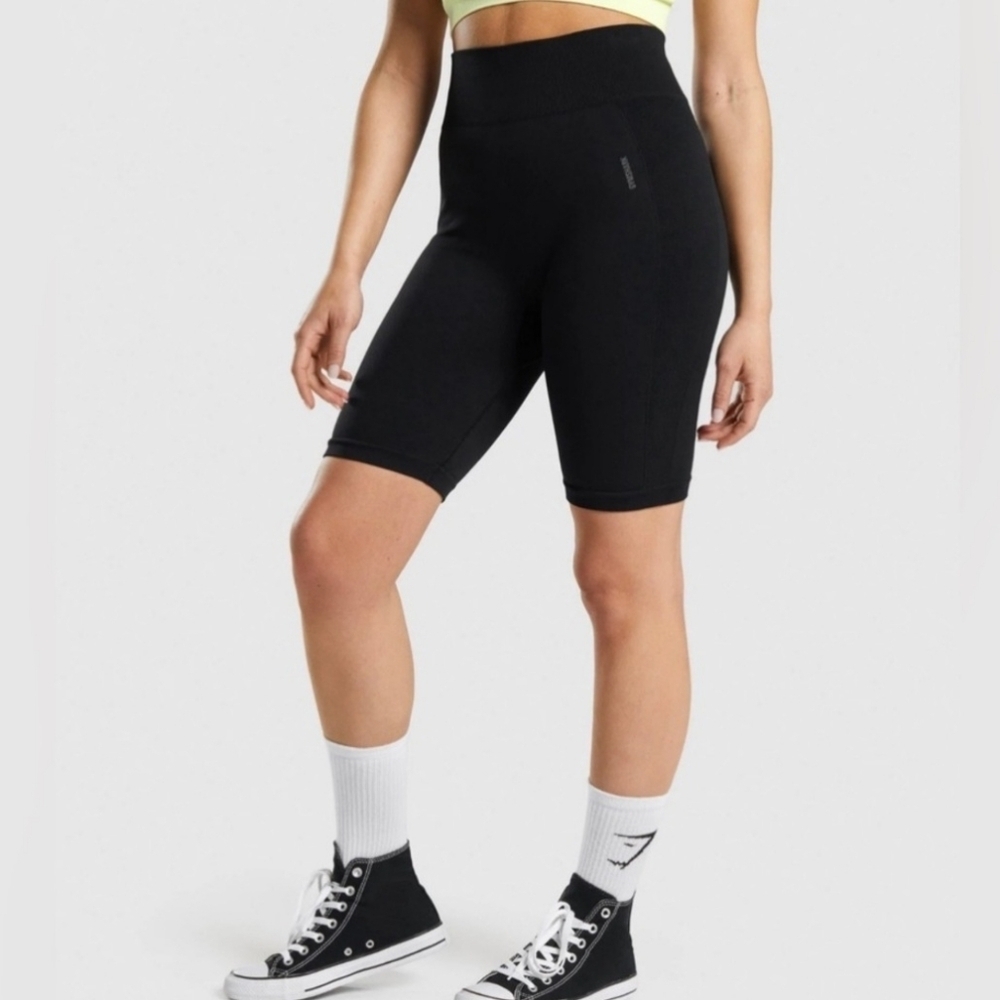 GYMSHARK FLEX CYCLING SHORTS  Black Large Logo High Waisted Size XSMALL NWOT